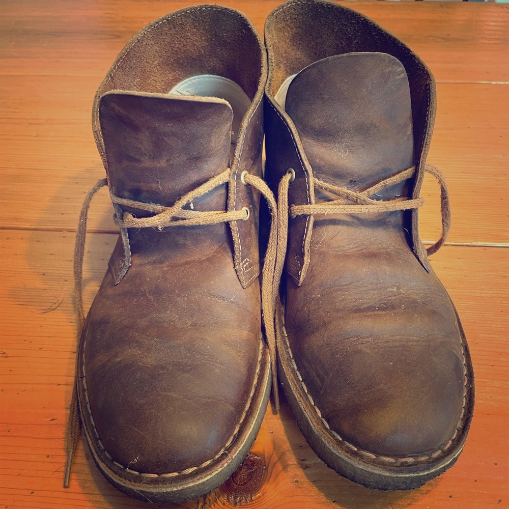 Men’s Clarks Desert Boots Size 8